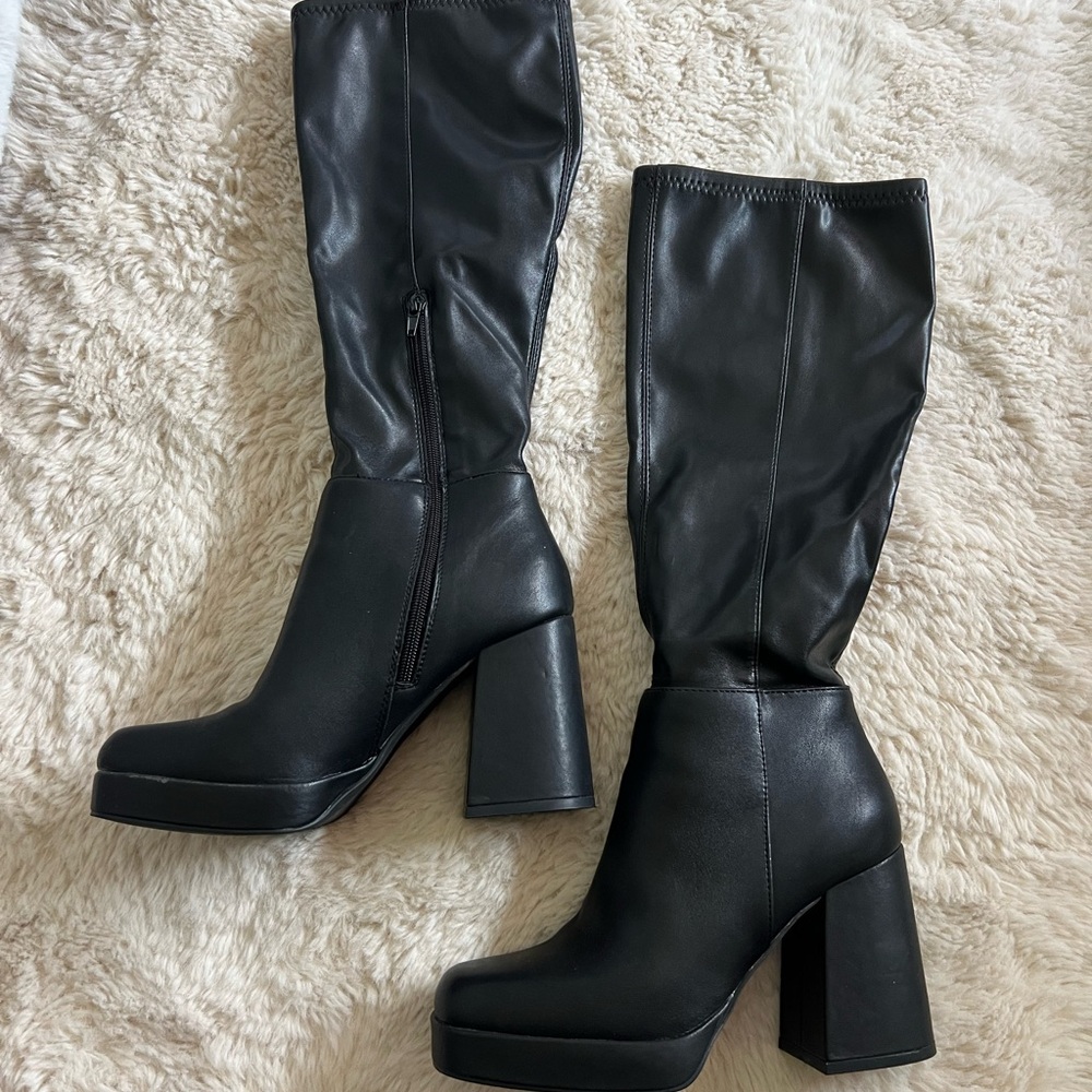 Steve Madden-Kreo Platform Boot